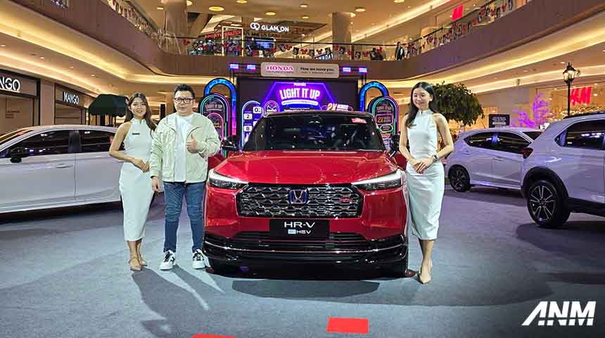 Pameran Honda HR-V eHEV pakuwon mall