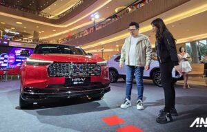 Meriahkan Liburan, Honda HR-V RS e:HEV Tampil Perdana di Surabaya Meriahkan Liburan, Honda HR-V RS e:HEV Tampil Perdana di Surabaya
