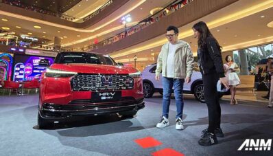 Meriahkan Liburan, Honda HR-V RS e:HEV Tampil Perdana di Surabaya