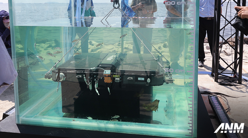 Berita, chery-battery-test-1: Buktikan Ketangguhan Baterai Chery Super Hybrid, Direndam 48 Jam di Air Laut