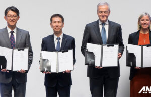 Daimler Truck dan Toyota Umumkan Final Merger dengan Mitsubishi Fuso dan Hino Daimler Truck dan Toyota Umumkan Final Merger dengan Mitsubishi Fuso dan Hino