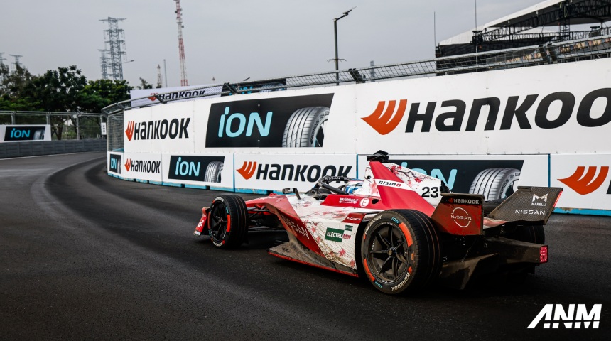 nissan-formula-e-team-jakarta-e-prix-2025-oliver-rowland