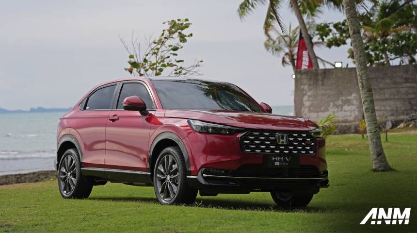 media test drive Honda HRV Hybrid