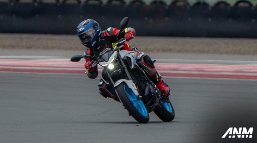 Nasional, yamaha-mt-25-2025-mandalika-sirkuit-circuit: Circuit Experience Yamaha R25, MT-25, Dan Aerox Alpha 2025 Di Sirkuit Mandalika