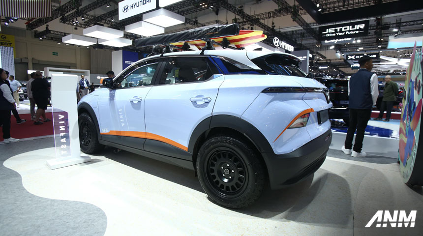 VInFast-VF7-Fantastic-4-GIIAS