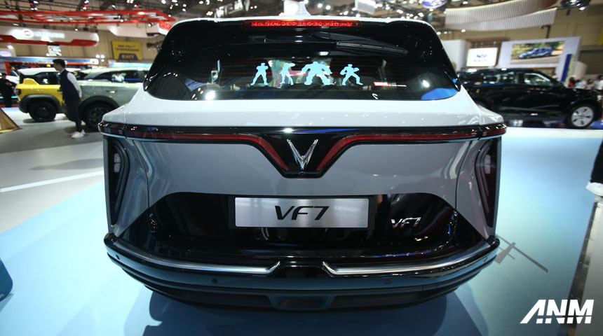 VInFast-VF7-Fantastic-4-GIIAS