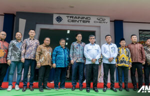 Chery Resmikan Training Center EV dan Donasikan 1 Chery E5 KE BBPVP Bekasi Chery Resmikan Training Center EV dan Donasikan 1 Chery E5 KE BBPVP Bekasi