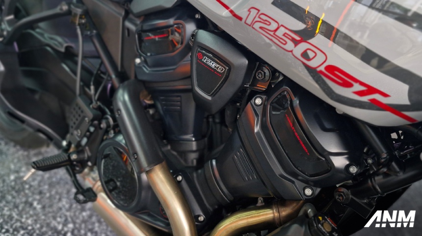 giias-2025-harley-davidson-press-con-pan-america-1250-st-rear