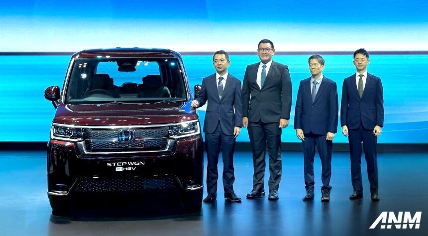 GIIAS 2025 : Honda StepWGN e:HEV Ramaikan Pasar MPV Hybrid GIIAS 2025 : Honda StepWGN e:HEV Ramaikan Pasar MPV Hybrid