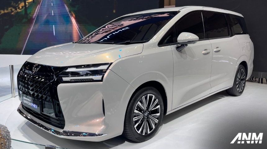 giias-2025-wuling-press-con-cortez-darion-ev