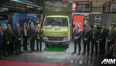 GIIAS 2025 : Hino Luncurkan 300 Series 136 MDLR dan Bawa Beragam Program Menarik!