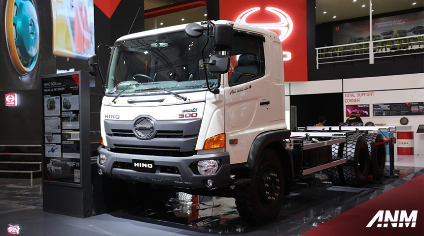 hino-giias-3