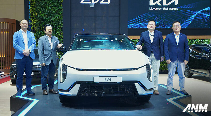 GIIAS 2025 : Kia Tampilkan EV4 Secara Perdana di Indonesia GIIAS 2025 : Kia Tampilkan EV4 Secara Perdana di Indonesia