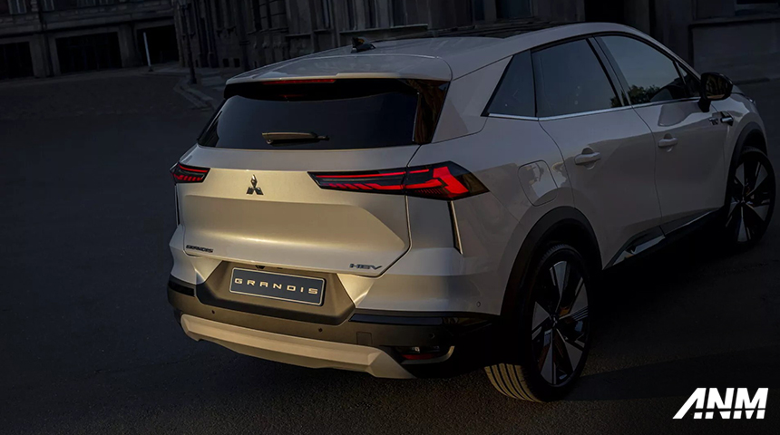 mitsubishi-grandis