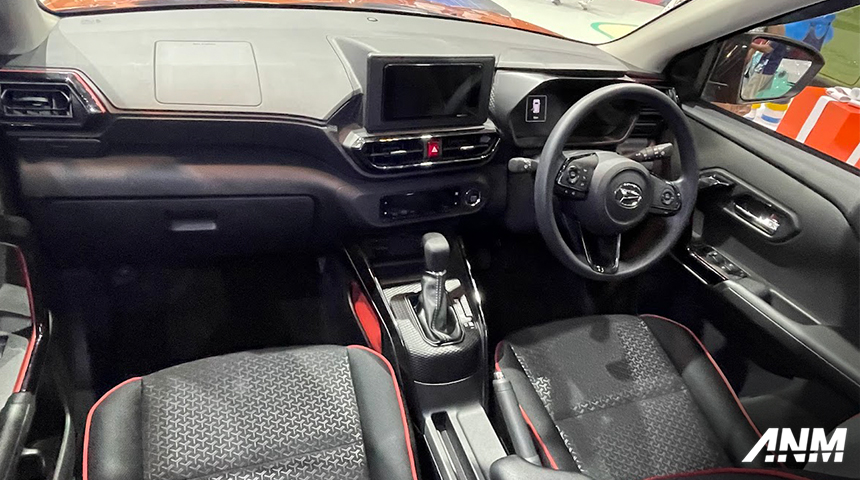 Berita, rocky-limited-edition-1: GIIAS 2025 : Daihatsu Hadirkan Rocky Limited Edition, Hanya Ada Selama GIIAS!