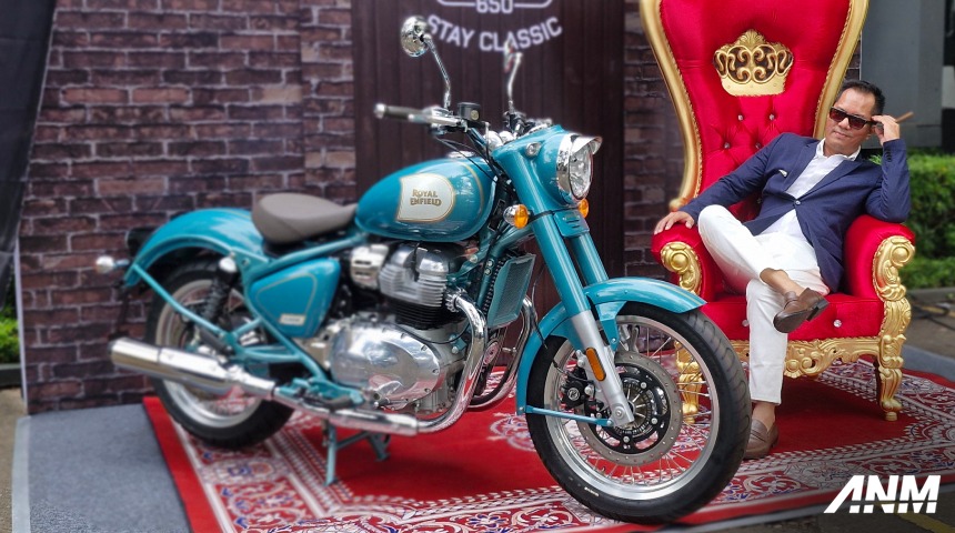 royal-enfield-classic-650-2025-indonesia-vallam-red