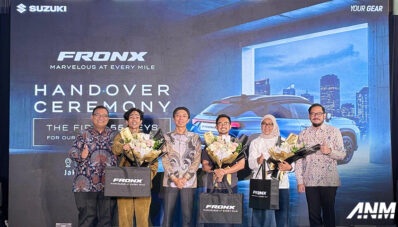 Apresiasi Kepercayaan Konsumen, Suzuki Gelar Ceremonial Handover Suzuki Fronx! Apresiasi Kepercayaan Konsumen, Suzuki Gelar Ceremonial Handover Suzuki Fronx!