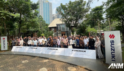 Apresiasi Kepercayaan Konsumen, Suzuki Gelar Ceremonial Handover Suzuki Fronx! Apresiasi Kepercayaan Konsumen, Suzuki Gelar Ceremonial Handover Suzuki Fronx!
