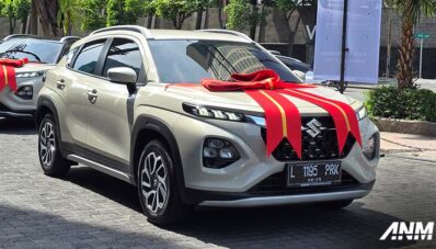 UMC Suzuki Resmi Handover 10 Unit Perdana Fronx ke Konsumen