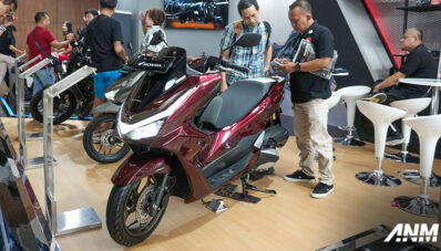 Honda Catat Penjualan Positif dan Dapat Dua Penghargaan dari GIIAS 2025! Honda Catat Penjualan Positif dan Dapat Dua Penghargaan dari GIIAS 2025!