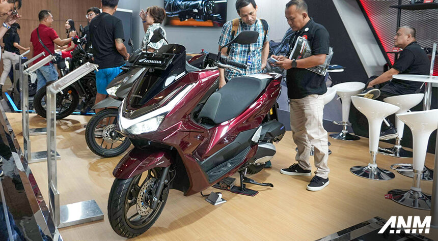 Honda Catat Penjualan Positif dan Dapat Dua Penghargaan dari GIIAS 2025! Honda Catat Penjualan Positif dan Dapat Dua Penghargaan dari GIIAS 2025!