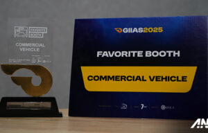Mitsubishi Fuso Berhasil Raih Penghargaan Booth Favorit Kategori Niaga di GIIAS 2025! Mitsubishi Fuso Berhasil Raih Penghargaan Booth Favorit Kategori Niaga di GIIAS 2025!