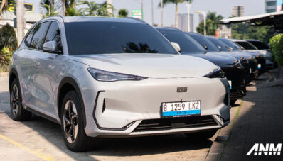 Komunitas Geely Lakukan Gathering dan Konvoi ke Stand Geely di GIIAS 2025 Komunitas Geely Lakukan Gathering dan Konvoi ke Stand Geely di GIIAS 2025