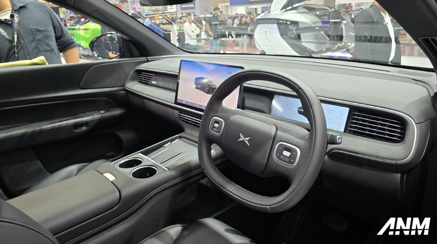 giias-2025-xpeng-g6-front