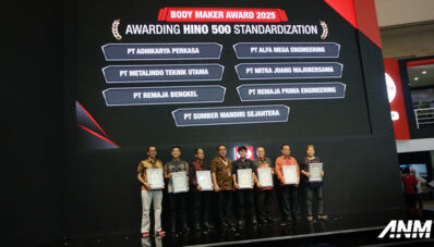 Hino Apresiasi Pengusaha Karoseri Dengan Adakan Bodymaker Award 2025 Hino Apresiasi Pengusaha Karoseri Dengan Adakan Bodymaker Award 2025