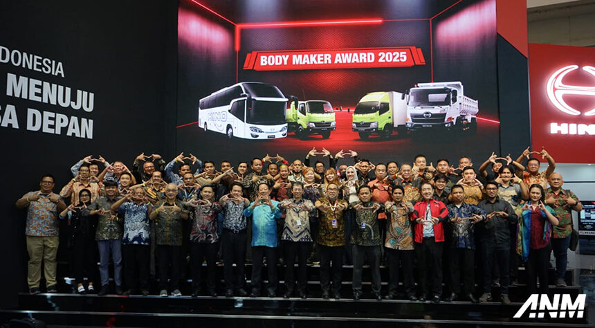 Hino Apresiasi Pengusaha Karoseri Dengan Adakan Bodymaker Award 2025 Hino Apresiasi Pengusaha Karoseri Dengan Adakan Bodymaker Award 2025