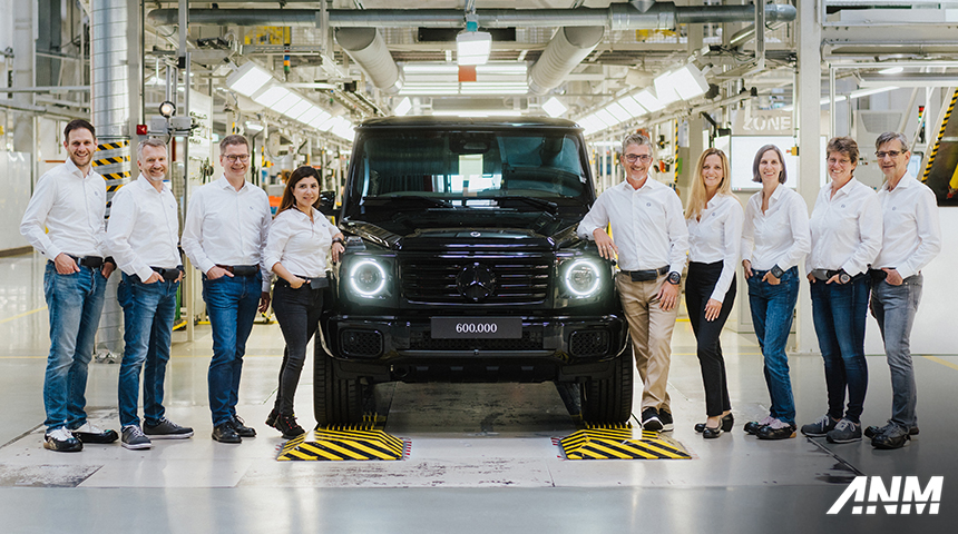 Berita, mercedes-benz-g-600000-production: Mercedes Benz Rayakan Produksi unit G-Class Yang ke-600.000 di Graz, Austria