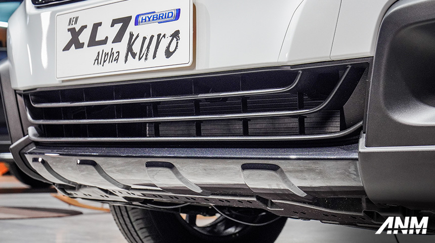 New Suzuki XL7 Hybrid Alpha Kuro headlamp