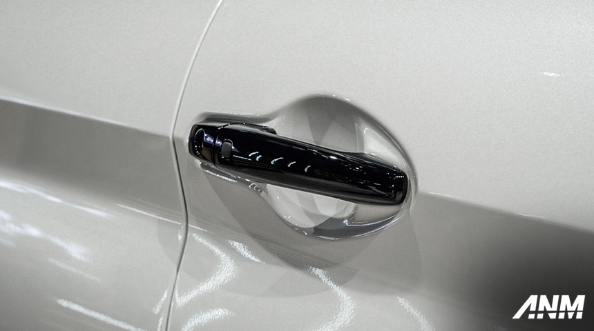 New Suzuki XL7 Hybrid Alpha Kuro headlamp