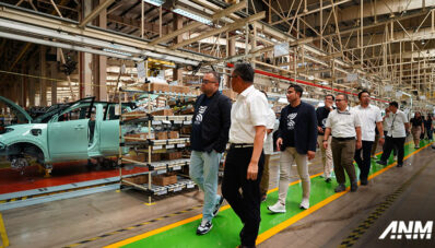 Wuling Percepat Adopsi BEV di Sektor Logistik, Gandeng KALISTA! Wuling Percepat Adopsi BEV di Sektor Logistik, Gandeng KALISTA!