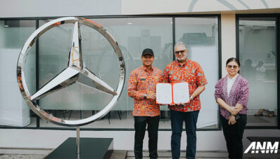 DCVI Donasikan Mesin Mercedes Benz OF 917 ke SMK 1 Angkasa Jakarta DCVI Donasikan Mesin Mercedes Benz OF 917 ke SMK 1 Angkasa Jakarta