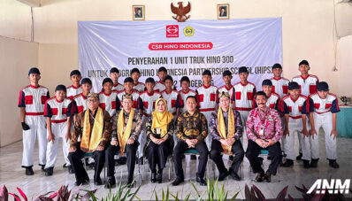 Hino Indonesia Serahkan Truk Untuk SMKN 2 Tangerang Sebagai Media Pembelajaran Hino Indonesia Serahkan Truk Untuk SMKN 2 Tangerang Sebagai Media Pembelajaran