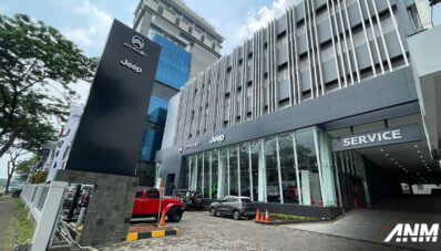 Jeep Buka Dealer Baru di Gading Serpong dan Umumkan Harga 2 Model Lainnya Jeep Buka Dealer Baru di Gading Serpong dan Umumkan Harga 2 Model Lainnya