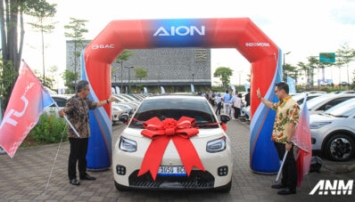 GAC Indonesia Mulai Kirim Aion UT Secara Perdana ke Konsumen GAC Indonesia Mulai Kirim Aion UT Secara Perdana ke Konsumen